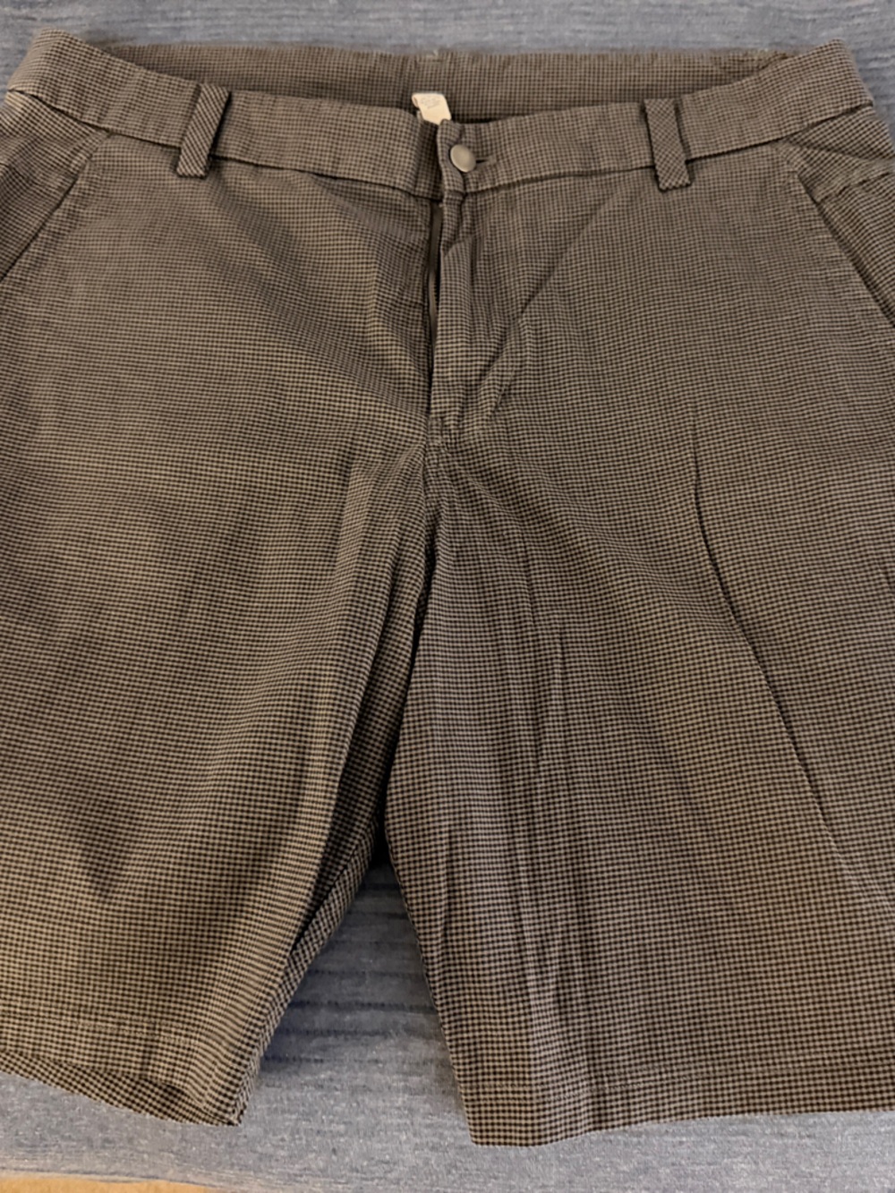 lululemon athletica Men's Micro-Check Brown Shorts